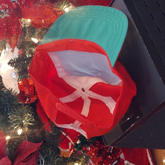 St. Marten Hat - Picture 5 of 5